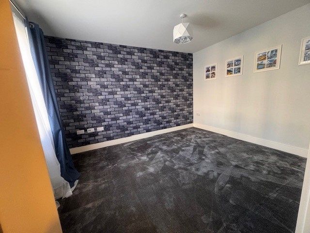 24 Graham Edge, Littlecombe, Dursley